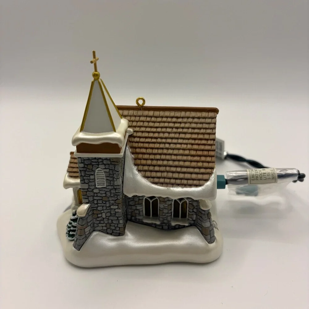 Hallmark keepsake ornament
